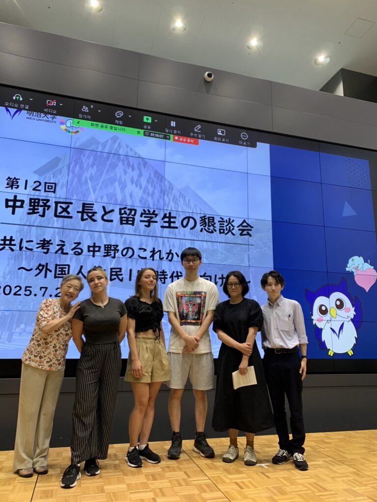 イーストウエストの学生さん達と